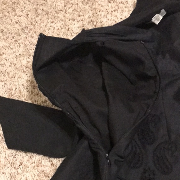 Loft - Black Sleeveless Top Ties in front -size 6P - Picture 12 of 14